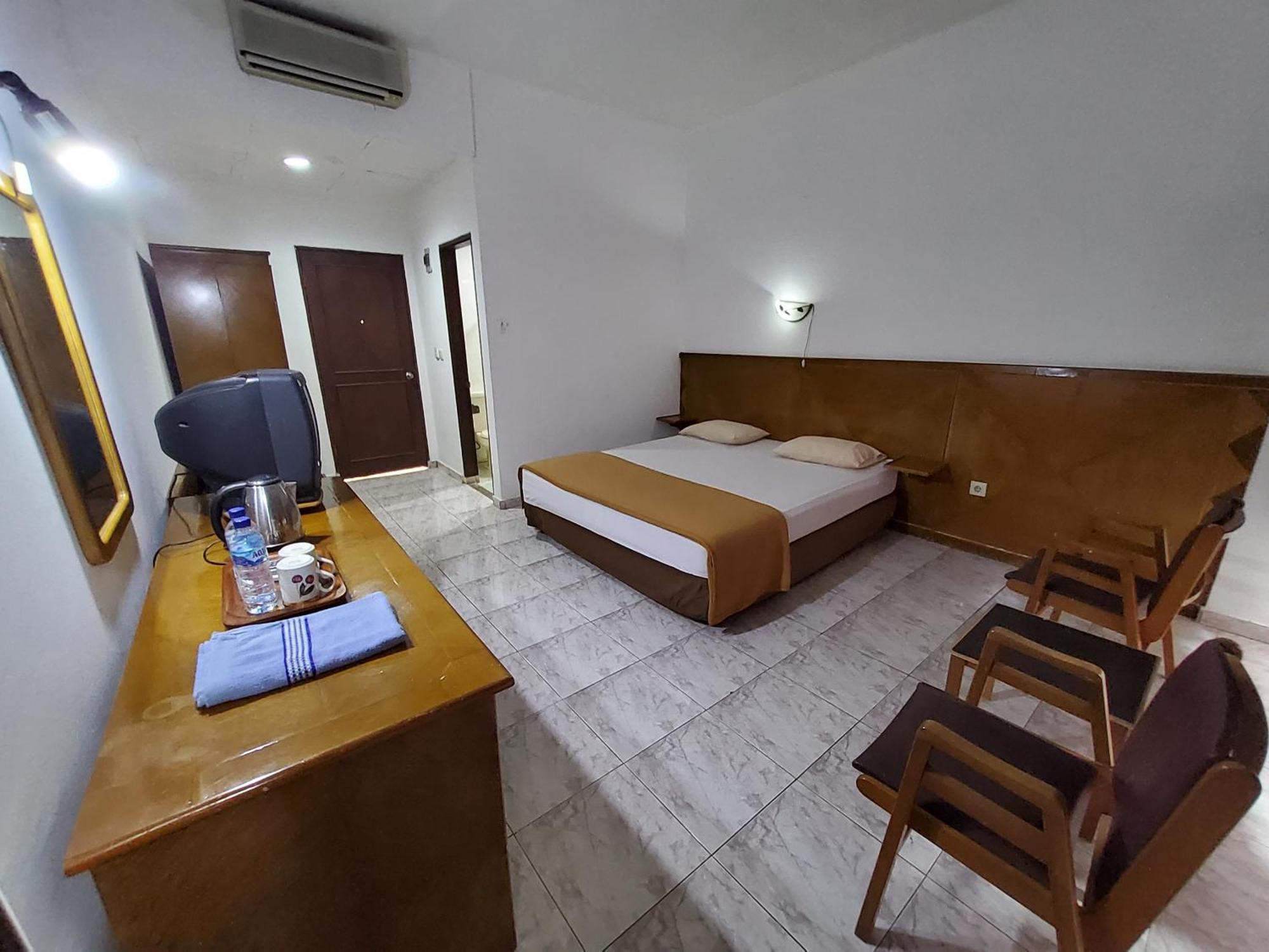 Hotel Kumala Samudra Cikakak ภายนอก รูปภาพ